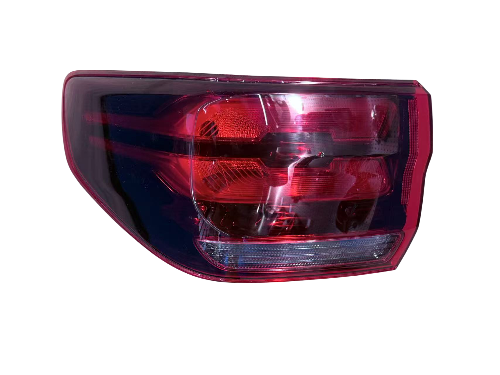 MG-30-221 MONTANA 2023 TAIL LAMP