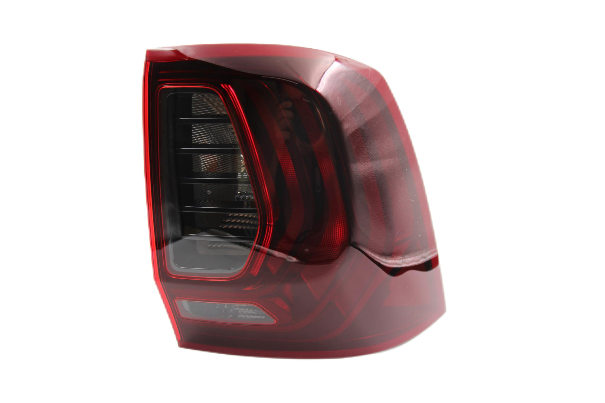 MG-07-095 207 2009 HEAD LAMP CHROMED