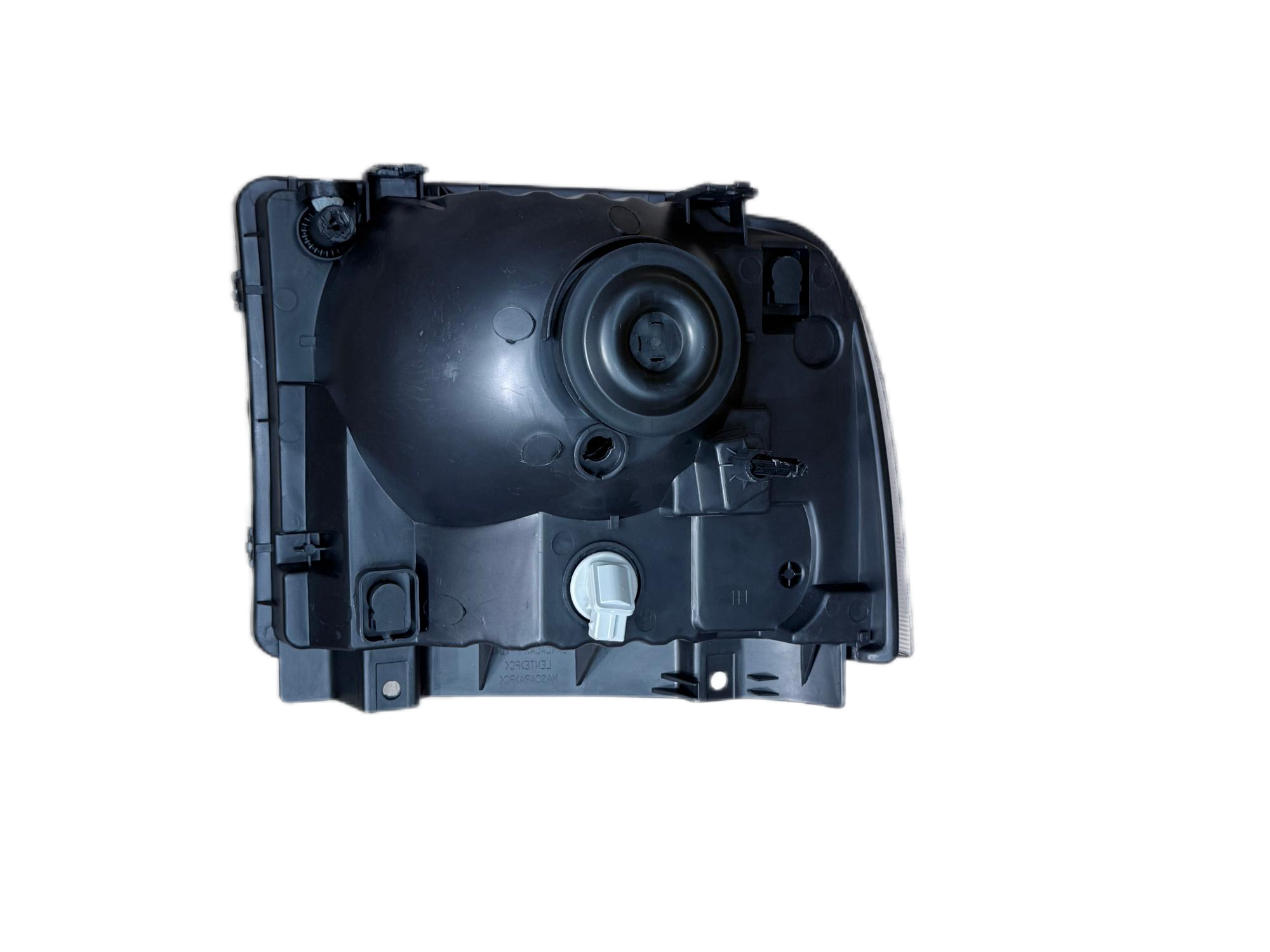 MG-17-192 YARIS 2018 HEAD LAMP