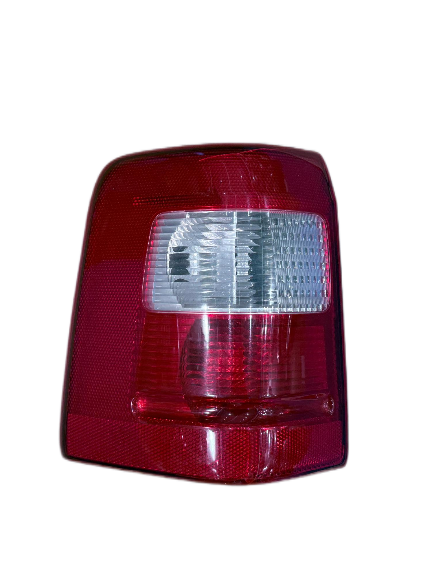 MG-17-197 YARIS 2018 HATCH TAIL LAMP INNER