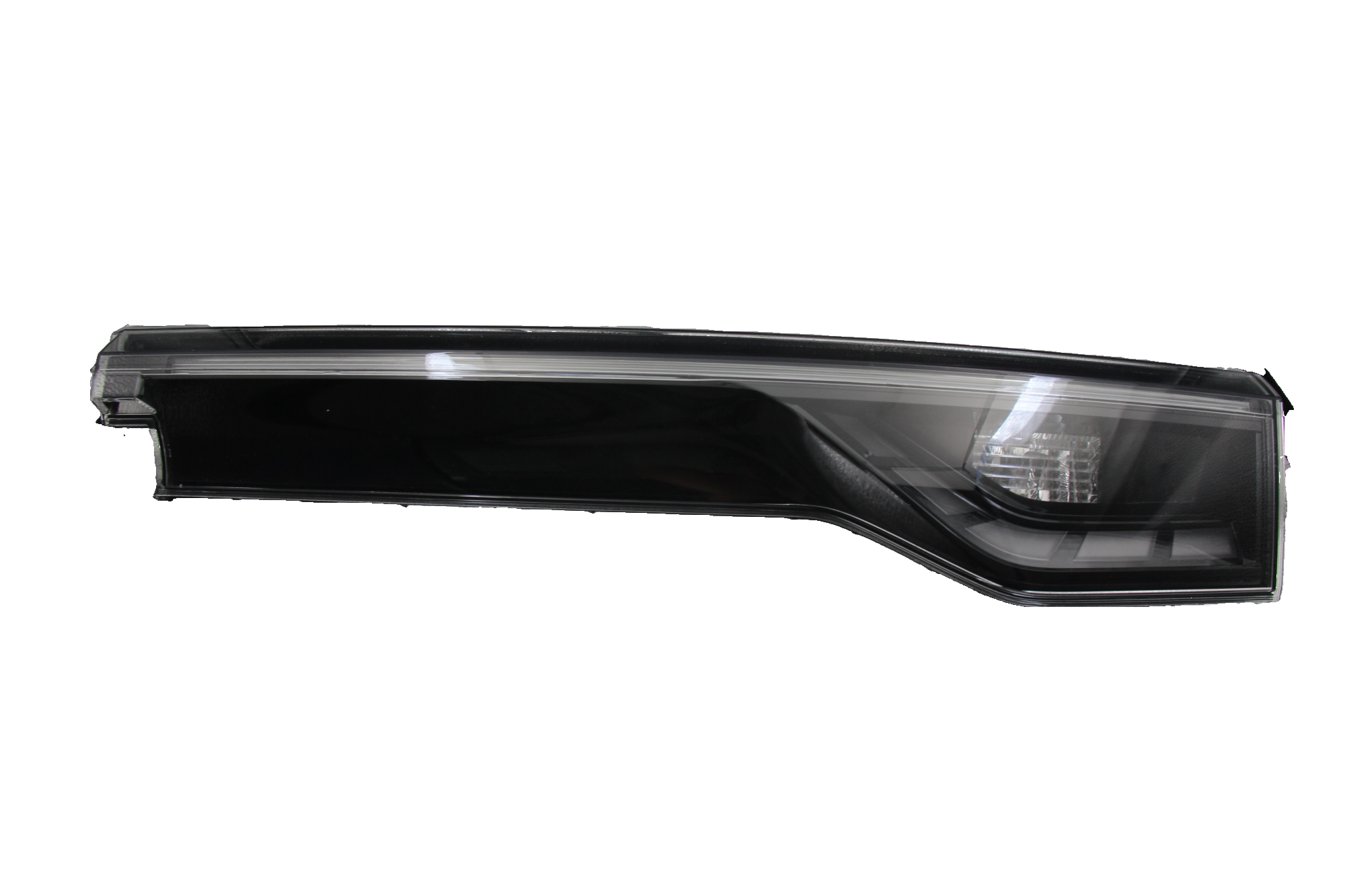 MG-23-027-B POLO 02-06  HEAD LAMP BLACK