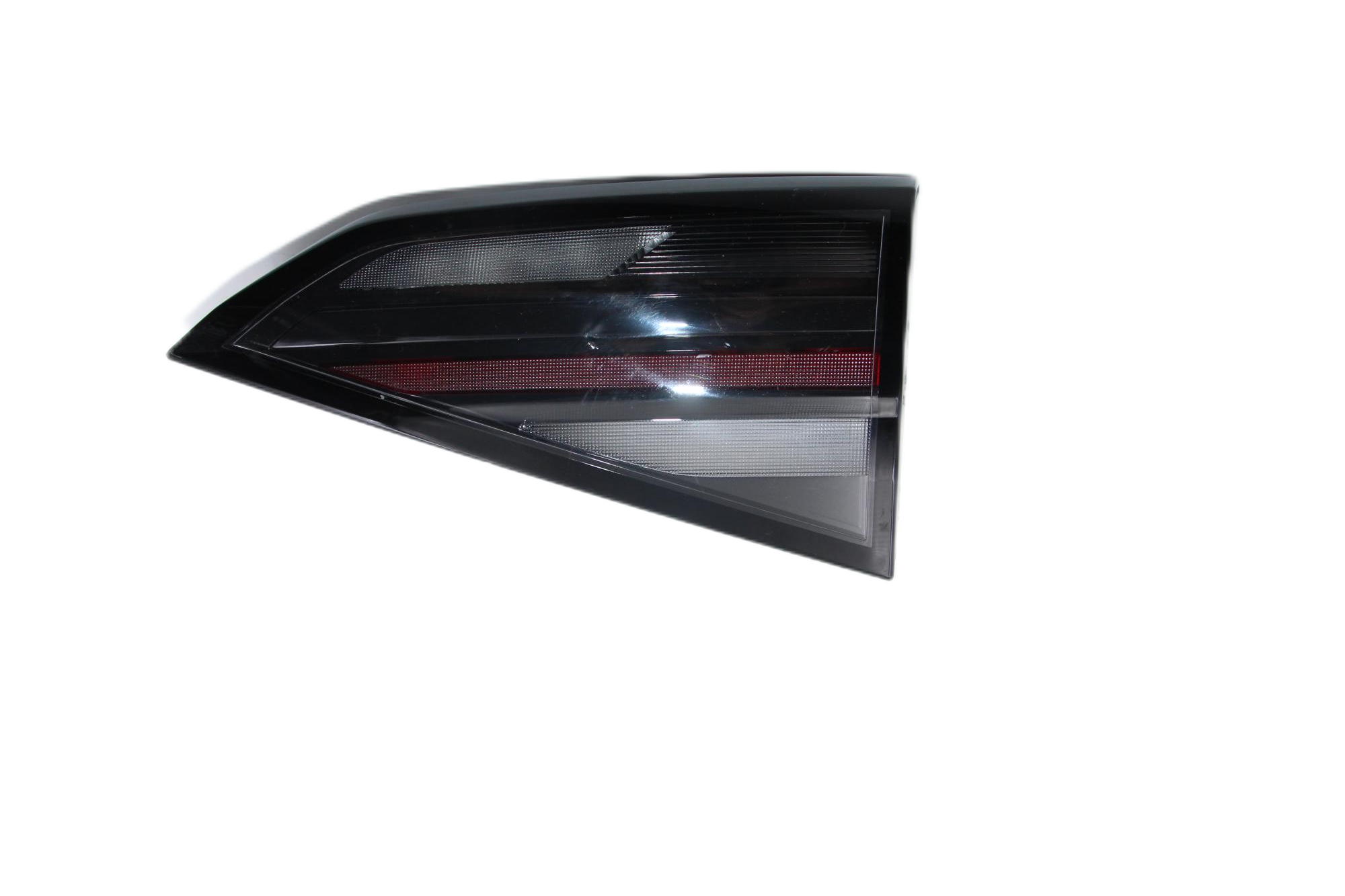 MG-23-232 VIRTUS 2024 TAIL LAMP