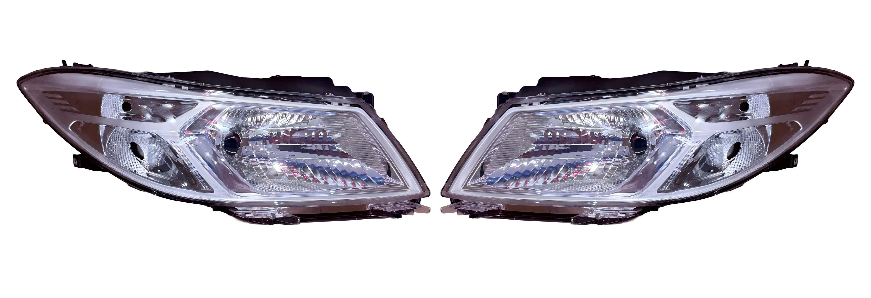 MG-30-065 ONIX 2013 HEAD LAMP CHROMED